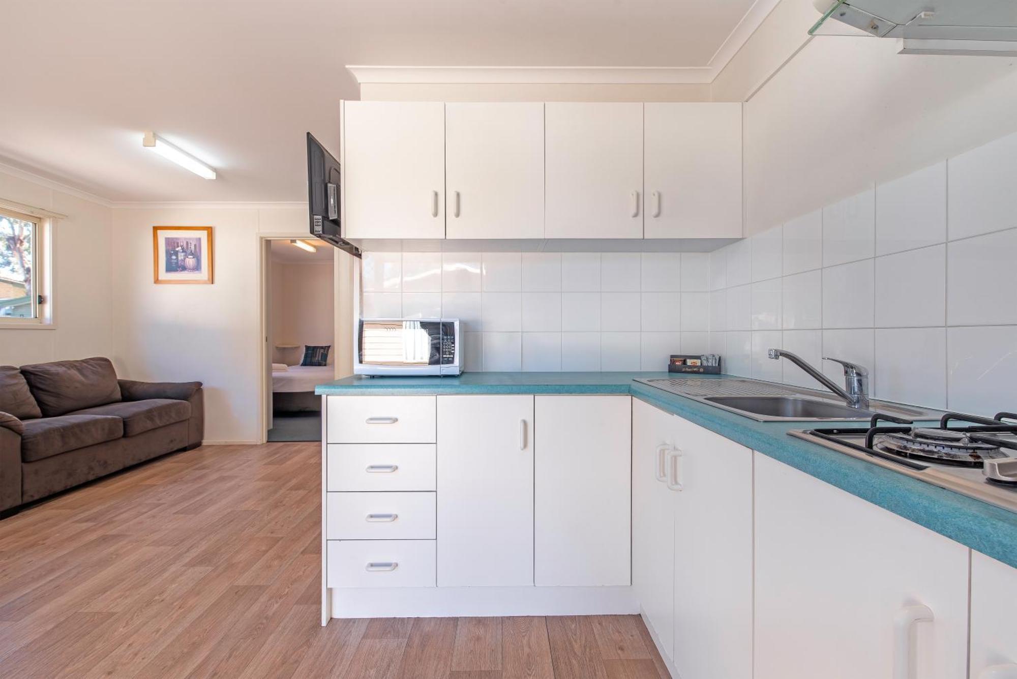 Echo Holiday Parks - Windsor Gardens Аделейд Екстериор снимка